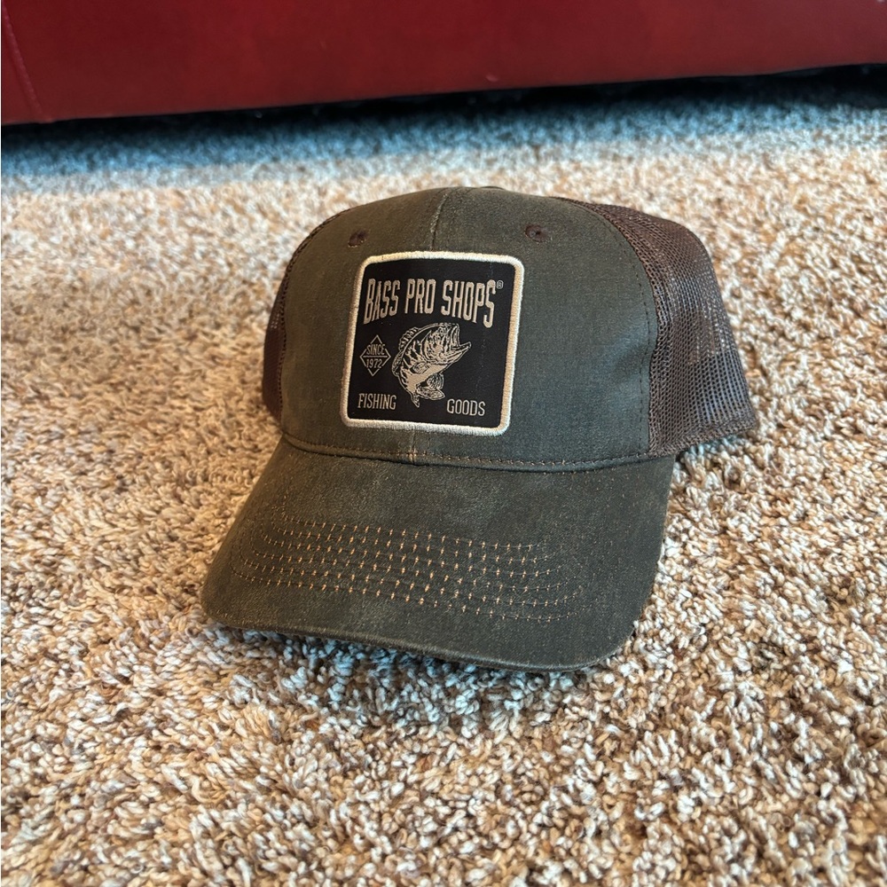 Bass Pro Shops hat